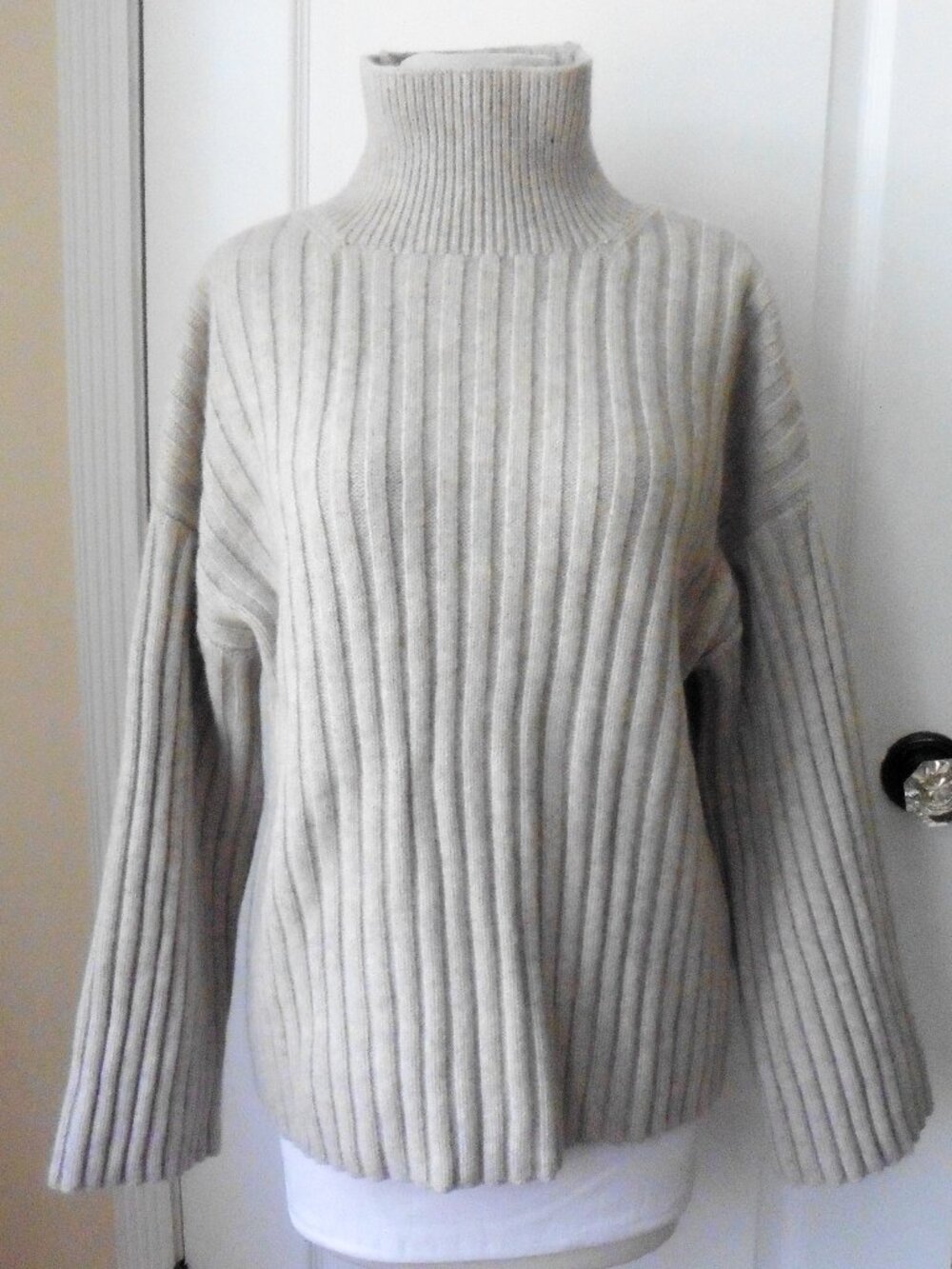 H&M Thick Ribbed Gray/Beige Oversized Wool Sweater XS